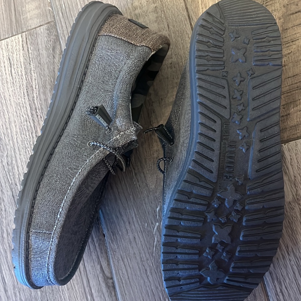 Men's Gray Casual Shoes